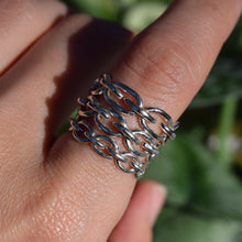 Load image into Gallery viewer, Medium Quetzal Ring