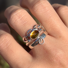 Load image into Gallery viewer, Medium Quetzal Ring