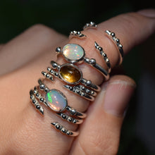 Load image into Gallery viewer, Raíz Cuff Ring