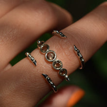 Load image into Gallery viewer, Raíz Cuff Ring