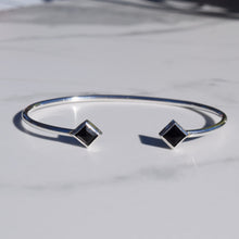 Load image into Gallery viewer, Twin Onyx Point Cuff Bracelet