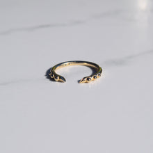 Load image into Gallery viewer, Raíz Cuff Ring