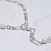 Load image into Gallery viewer, Antigua Smoky Quartz Pearl Lariat