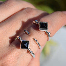Load image into Gallery viewer, Raíz Cuff Ring