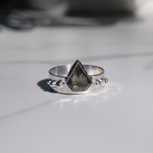 Load image into Gallery viewer, Pyrite Regal Rose Band