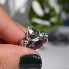 Load image into Gallery viewer, Pyrite Regal Rose Band