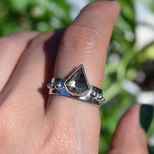 Load image into Gallery viewer, Pyrite Regal Rose Band